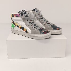 Golden Goose Women's Slide in Leather & Suede w/ Miami Detail - EU37/US7